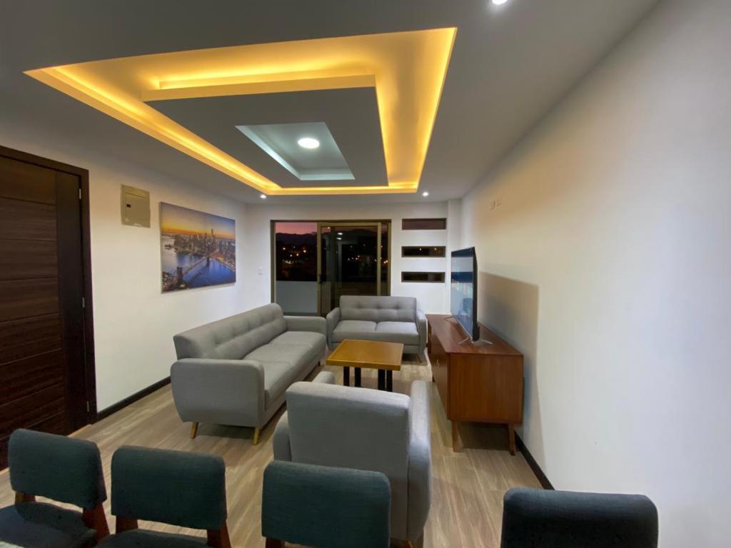 Lindo Departamento Con Vista Increible A Cuencaアパートメント エクステリア 写真