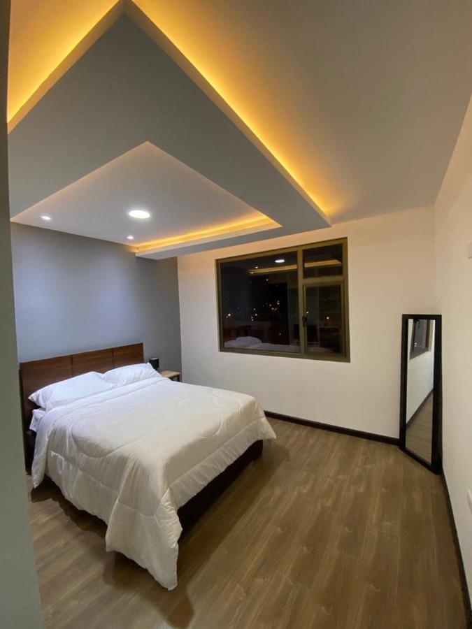 Lindo Departamento Con Vista Increible A Cuencaアパートメント エクステリア 写真